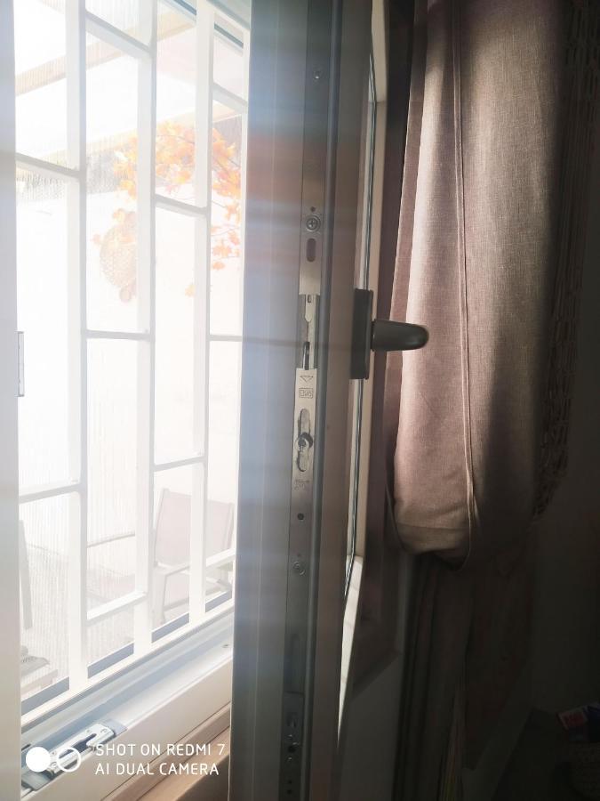 Aurisa Apartment Bari Bagian luar foto