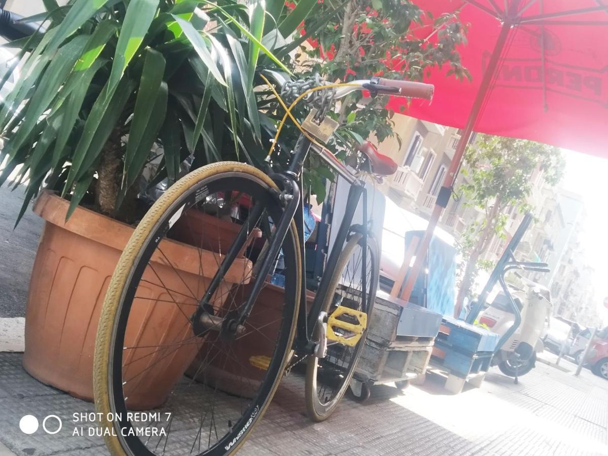 Aurisa Apartment Bari Bagian luar foto