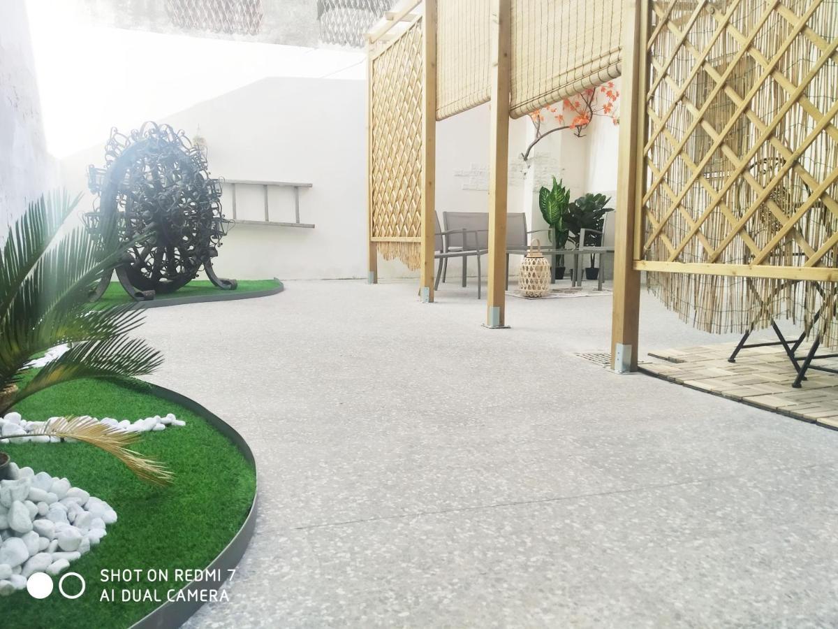 Aurisa Apartment Bari Bagian luar foto