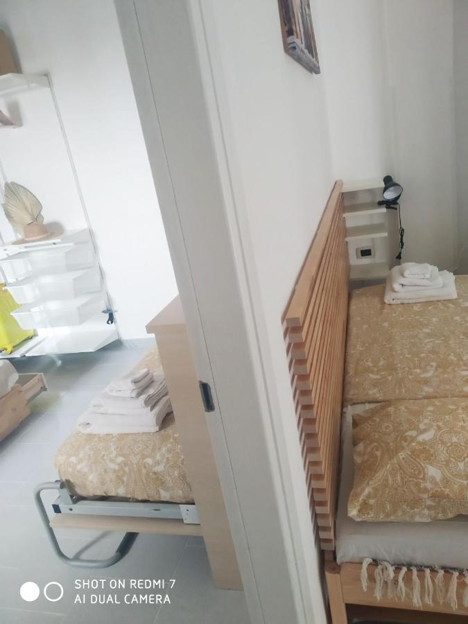 Aurisa Apartment Bari Bagian luar foto